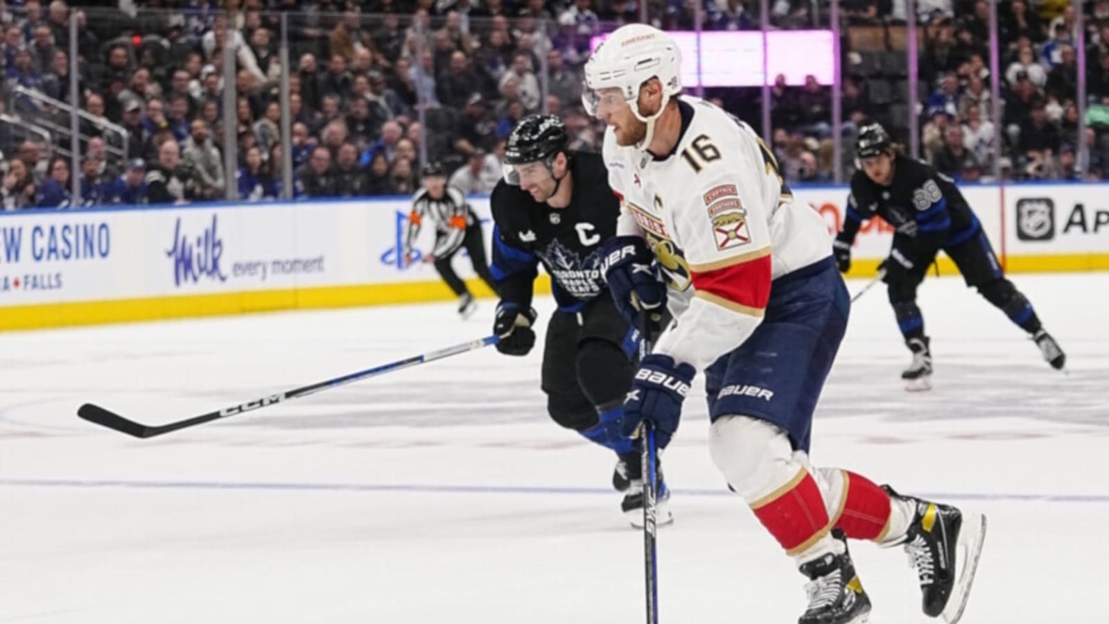 Florida Panthers forward Aleksander Barkov out two-to-three weeks with lower-body injury