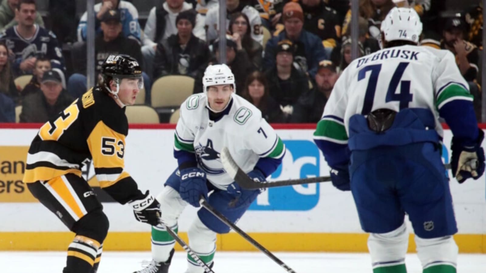 Vancouver Canucks defenseman Carson Soucy reportedly available 