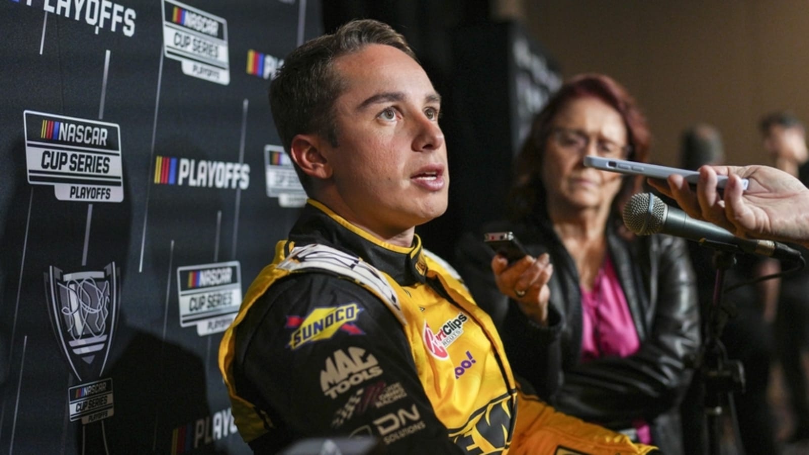 Christopher Bell speeds to third consecutive Kansas Speedway pole