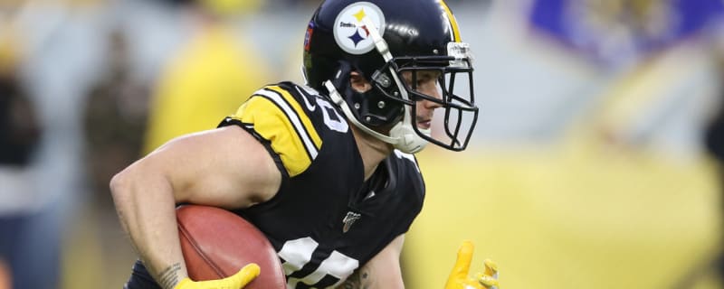 Former Steelers WR becomes HC of notable program not even two years into his coaching career