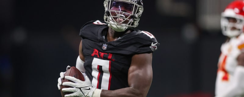 Falcons Starting Linebacker Departs For The Titans