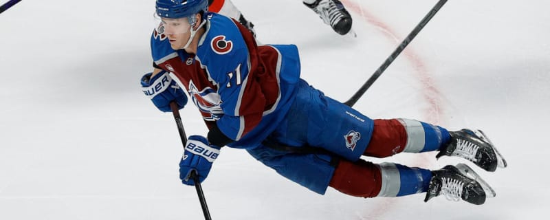 Avalanche&#39;s &#39;Puck Guy&#39; Proves Himself in Win vs. Flames