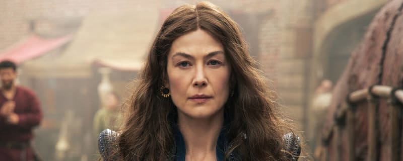 THE WHEEL OF TIME’s Rosamund Pike Joins NOW YOU SEE ME 3 in Major Role