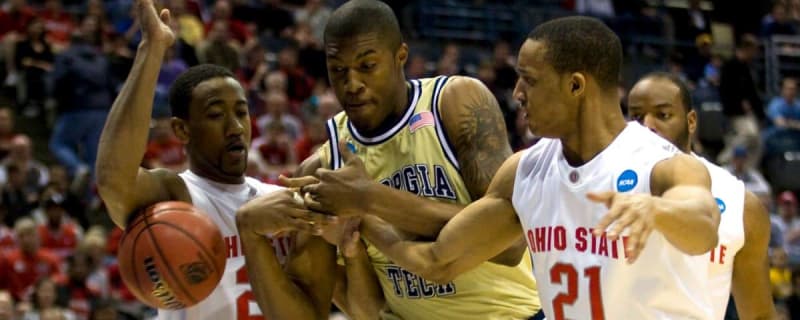 Former Georgia Tech Star Derrick Favors Signs With The Atlanta Hawks