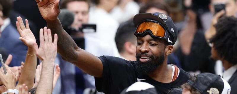 WATCH: Denver Nuggets' hilarious reaction to public addresser calling Deandre  Jordan, Deandre Ayton