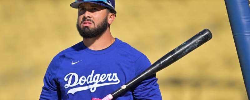 Edwin Rios Reflects on His Time With The Dodgers on Social Media - Inside  the Dodgers