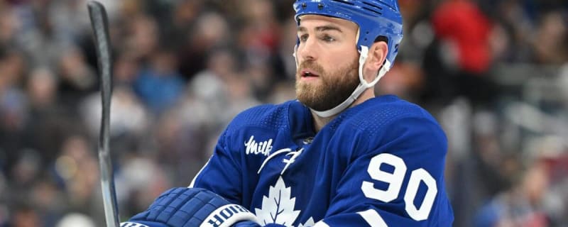 Maple Leafs' Ryan O'Reilly out long-term with broken finger