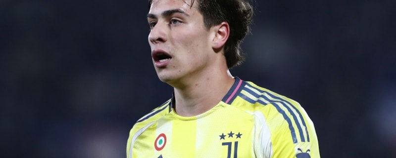 Chelsea & Liverpool calling about €90m Man Utd transfer target after being given boost