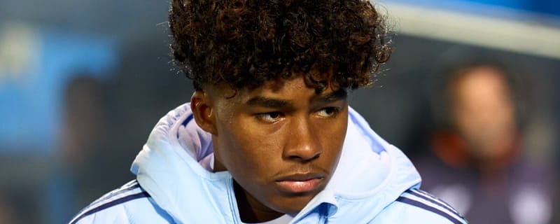 Chelsea plot €80m heist for hat-trick hero who could be a future star