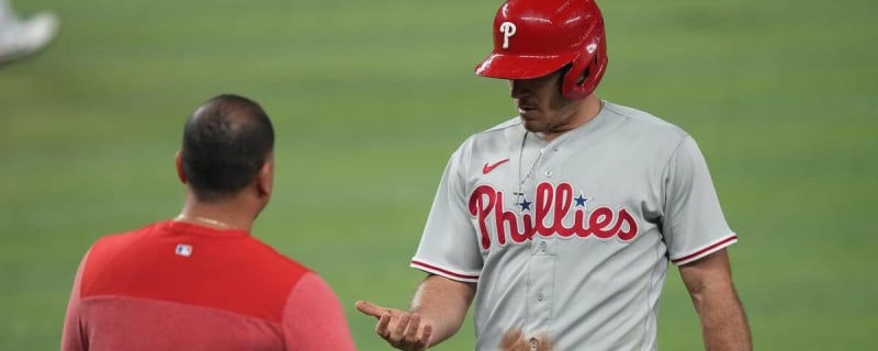 JT Realmuto ejection video: Umpire ejects Phillies catcher for the most  ridiculous reason - DraftKings Network