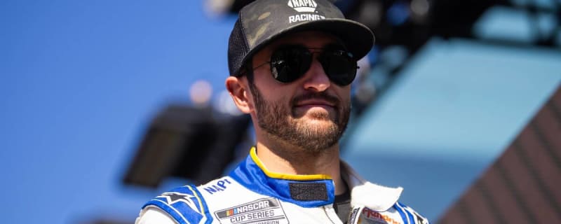 Chase Elliott wins BetMGM 300 at Charlotte Motor Speedway after starting P30