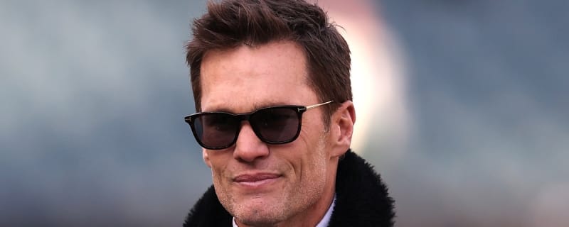 Raiders owner Mark Davis reveals Tom Brady will help lead head coach search after Pete Carroll firing