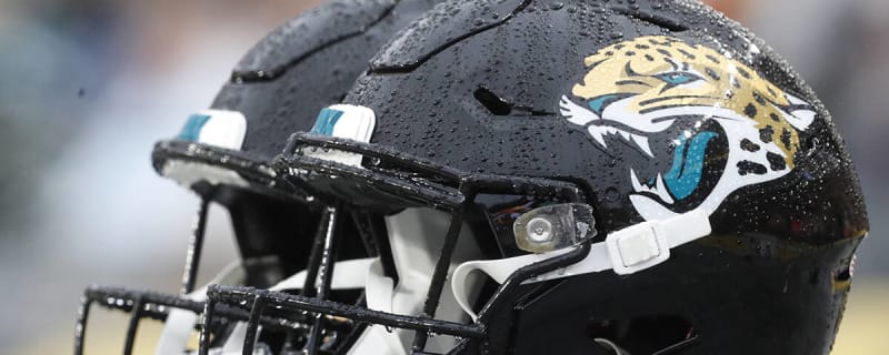 Report: Jacksonville Jaguars hiring Tennessee analyst Cory Robinson as cornerbacks coach