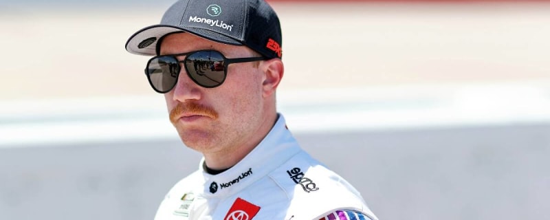 Kevin Harvick takes issue with Tyler Reddick ‘pathetic’ over-apologizing to Chris Buescher