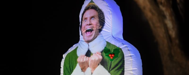 Will Ferrell wears hilarious full Buddy the Elf costume to LA Kings-Philadelphia Flyers game