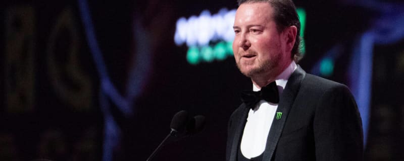 Kurt Busch brought to tears during NASCAR Awards presentation
