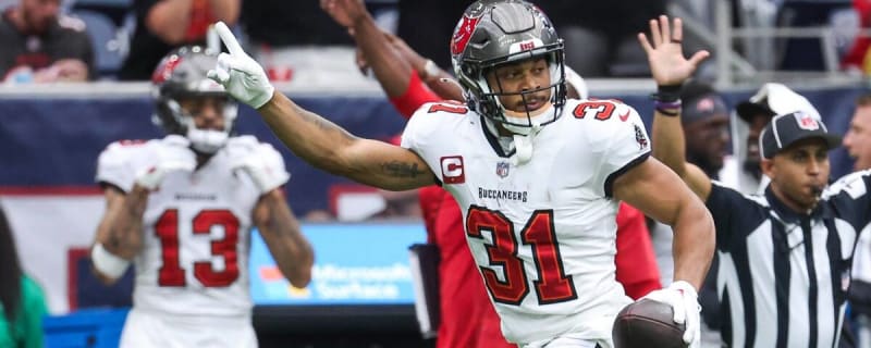 Tampa Bay Buccaneers sign Antoine Winfield Jr. to four-year megadeal after franchise tag