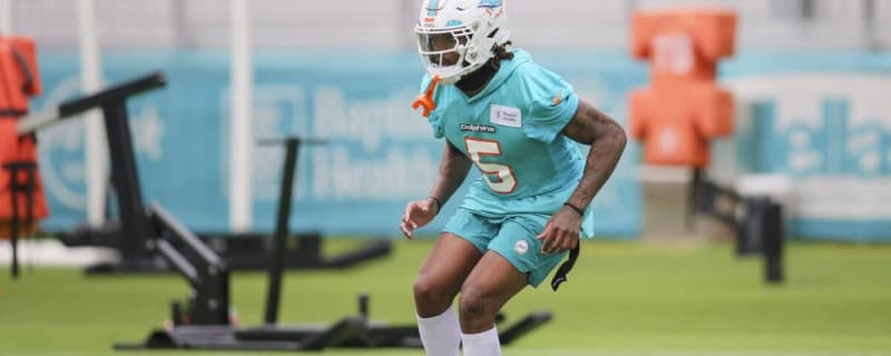 Cornerback Jalen Ramsey carted off field during Dolphins practice - CBS  Miami