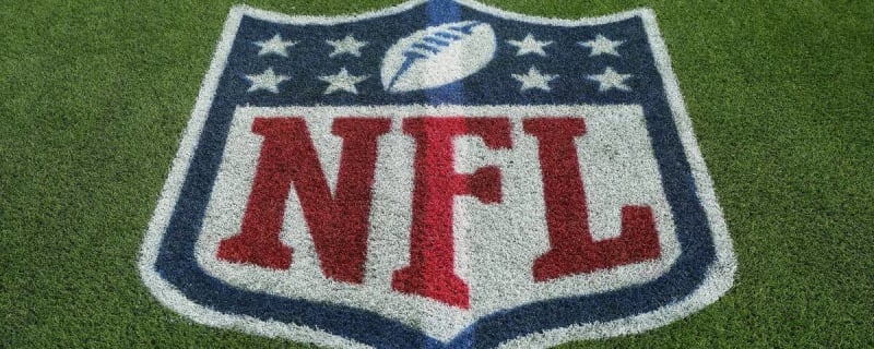 Lights go out on CBS halftime show during Chiefs-Ravens game