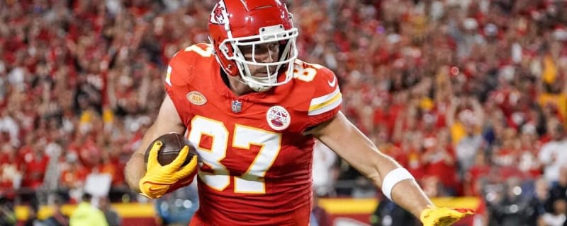 It really goes down to the wire': Travis Kelce spends hours