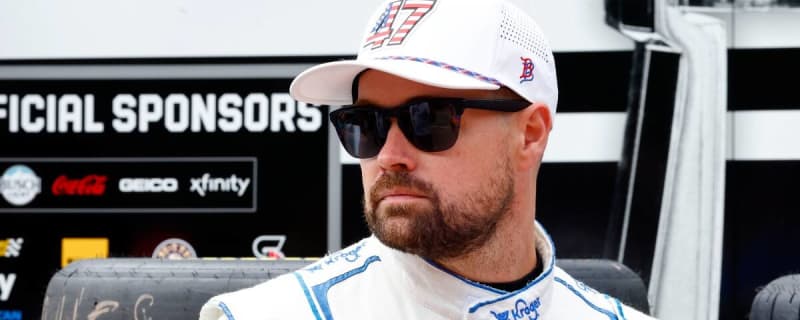 Ricky Stenhouse Jr. on parking in Kyle Busch pit box: ‘It was kind of spur of the moment’