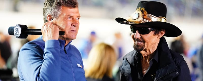 Michael Waltrip shuts down NASCAR overtime debate after thrilling 5OT finish in Nashville