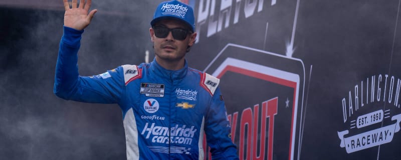 Report: NASCAR giving ‘serious consideration’ to denying Kyle Larson playoff waiver