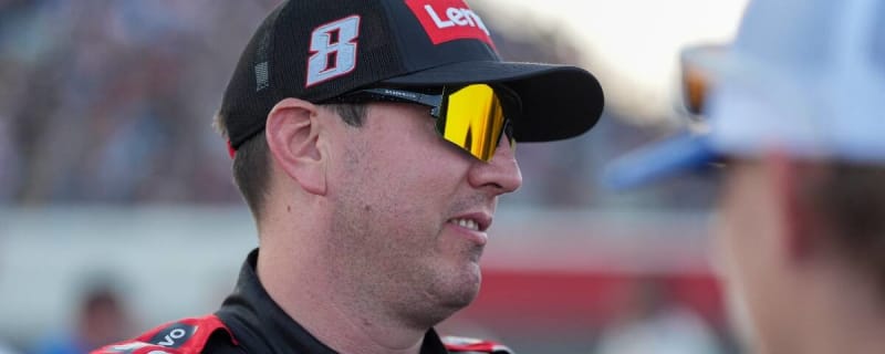 Slow-mo video indicates Ricky Stenhouse Sr. punched Kyle Busch first