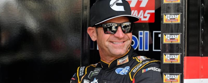 Clint Bowyer returning to NASCAR, will race for Spire Motorsports at Nashville Superspeedway