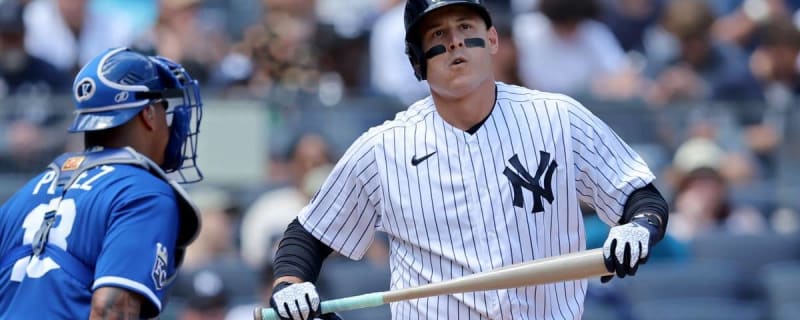 Yankees 1B Rizzo on IL due to post-concussion syndrome from