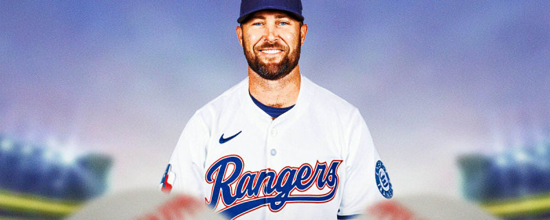 Texas signs 2-time World Series champion