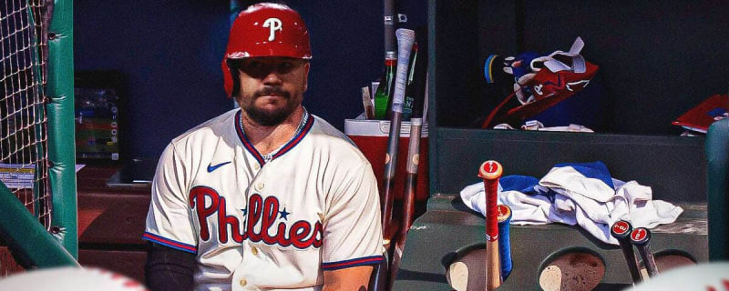 Phillies’ Kyle Schwarber reacts to injury scare vs. Marlins