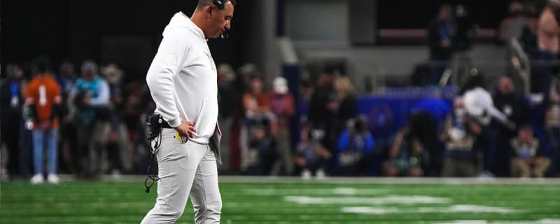Texas football RB enters transfer portal amid mass exodus