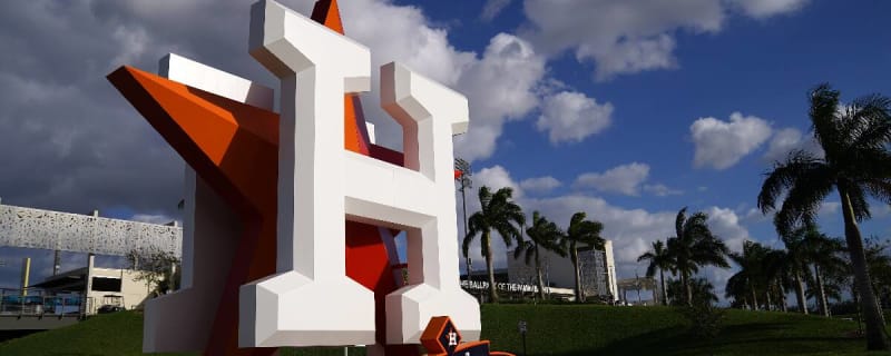 Cardinals Sign Ex-Astros Fireballer To Bolster Organizational Depth