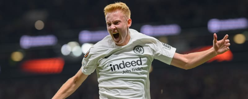 Arsenal is in the race to sign 20-year-old Swedish midfielder