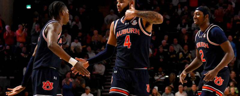 Auburn basketball trio makes March Madness history with monster games vs. Michigan
