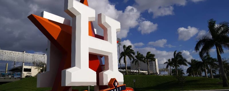 Ex-Astros Starter Hosted Throwing Session For Clubs; Red Sox Are Intriguing Landing Spot