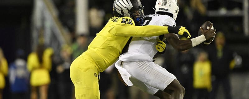 Oregon football receiving huge Jordan Burch boost vs. Michigan