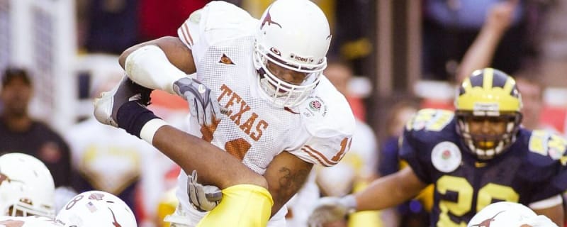 Longhorns Legend Derrick Johnson Inducted Into College Football Hall Of Fame