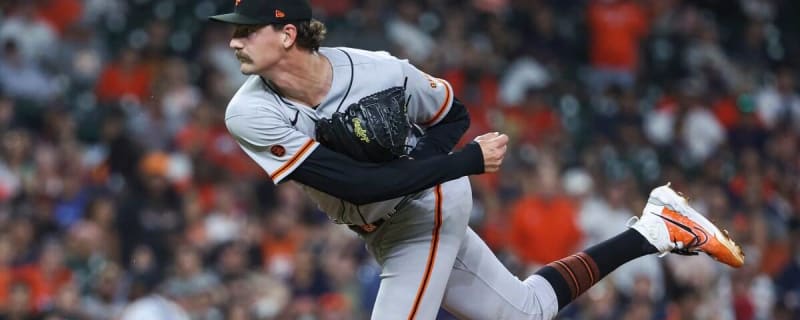 Giants' Sean Hjelle ties record for MLB's tallest pitcher as 6