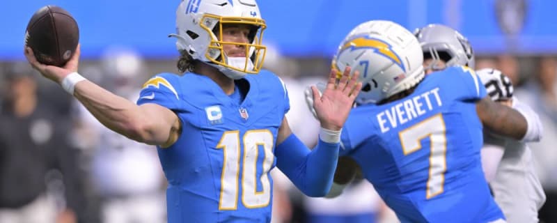 Chargers News: Bolts hold 13th-best odds to win Super Bowl in 2023