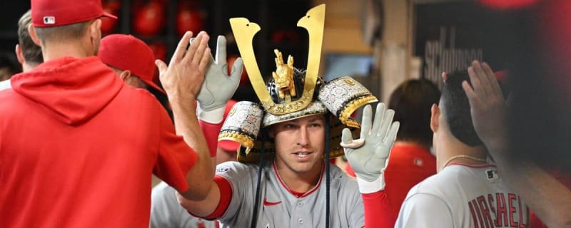 Angels Free Agent Signs With NL Central Squad