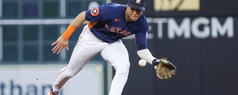 Astros receive ominous Michael Brantley update after Yordan Alvarez injury