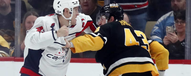 Penguins Lose Forward After Hand Surgery
