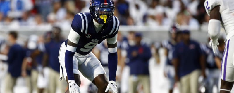 Rams Snag Premier CB in Latest Athlon Sports Mock Draft
