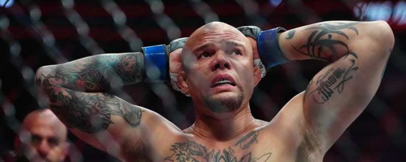 Before UFC Retirement, Anthony Smith Explains How His Coach&#39;s Passing Led to Dismal Performance  &#39;I was in hell&#39;