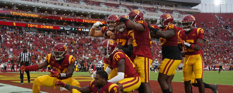 USC&#39;s Fired Football Coach Was One of Program&#39;s Highest Paid Employees 2 Years later