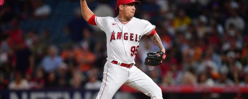 Angels Free Agent Reliever Signs MiLB Deal With AL West Foe