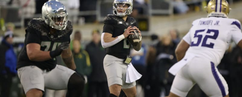 Fox Sports Radio Host and 8-Year NFL Veteran Names College Football&#39;s Great Team for 2024