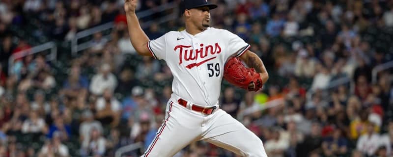 Jhoan Duran throws fastest pitch in Majors in 2022